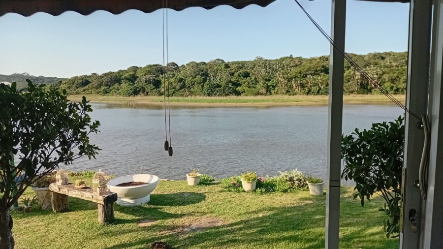 To Let 1 Bedroom Property for Rent in Bonza Bay Eastern Cape